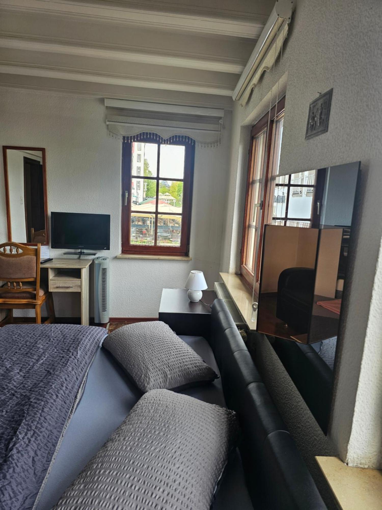 Haus Enteresan Lejlighedshotel Köln Eksteriør billede